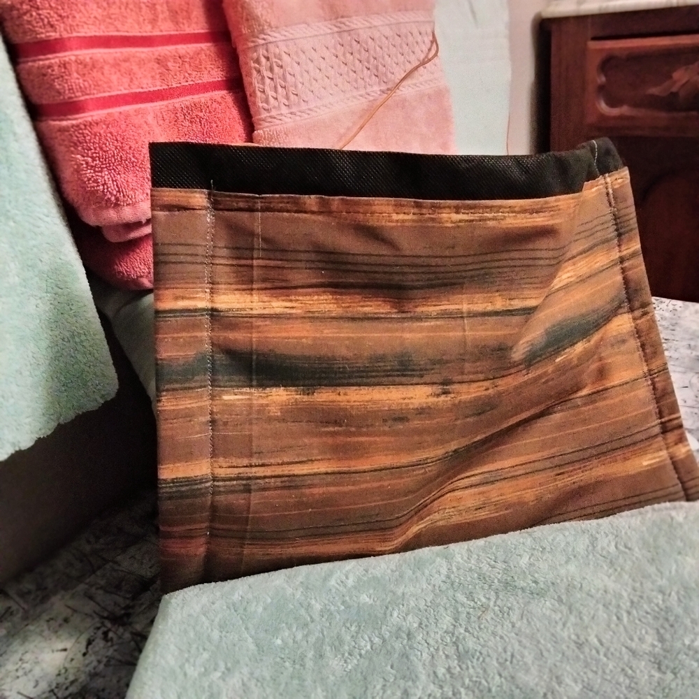 Handbags - Picture 4 of 5